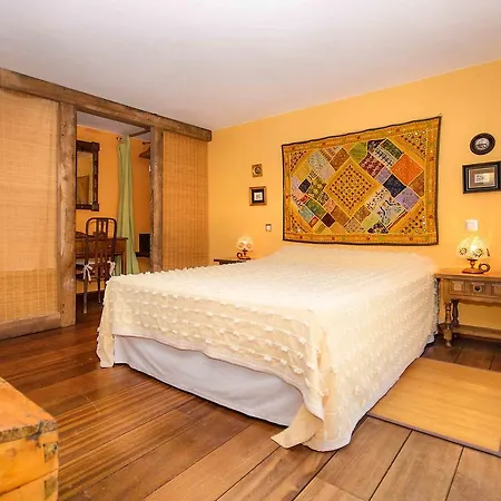 Casa Lola Y Juan, Atelier